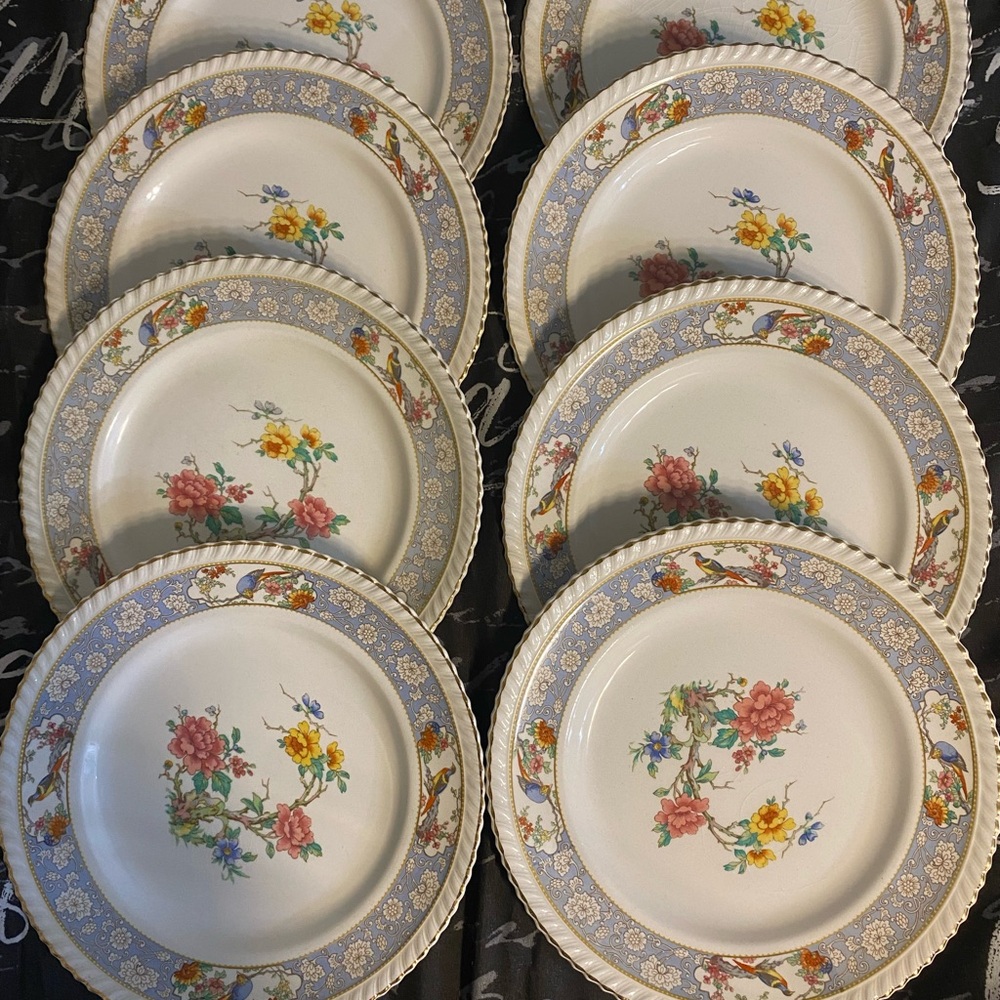 Johnson Brothers Old English The Vigo Floral Patterned Luncheon Plate